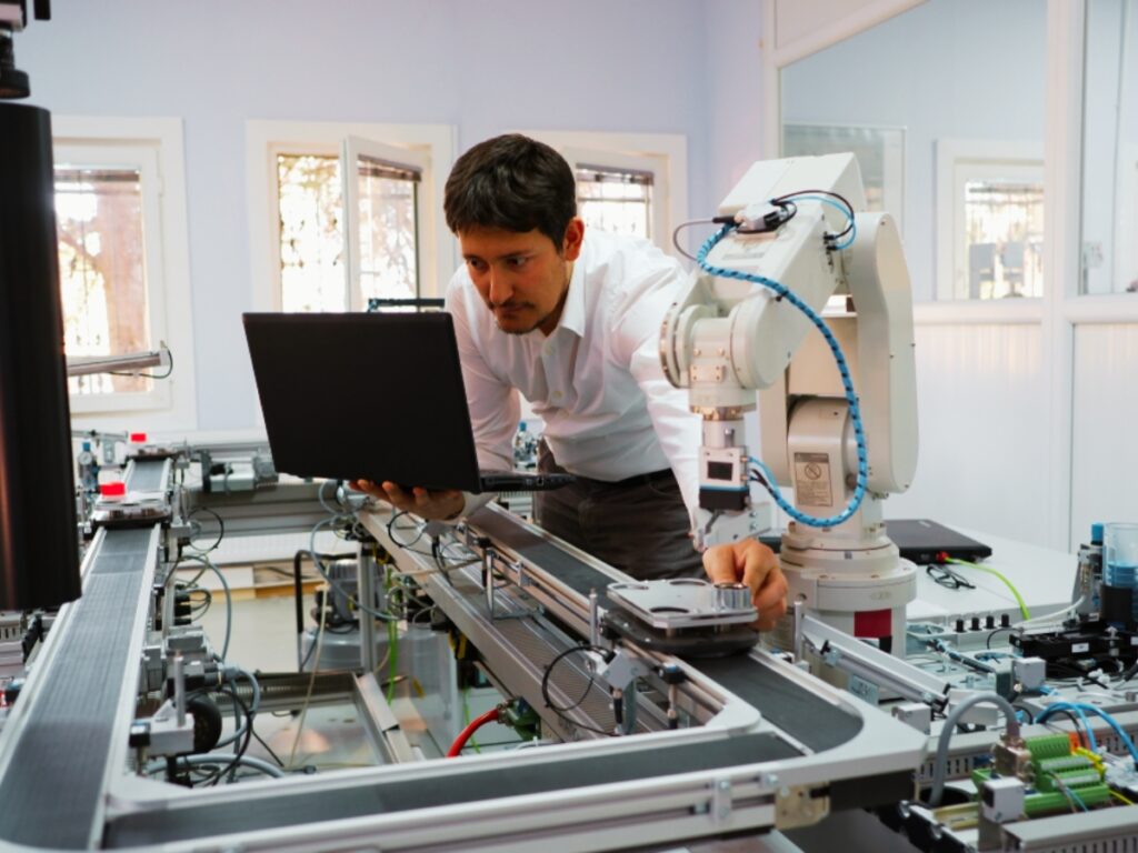 Why UK Manufacturers Are Outsourcing PLC Work
